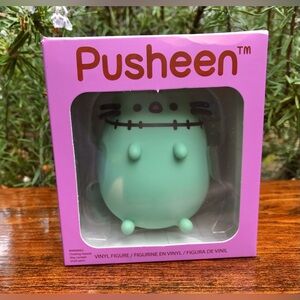 New PUSHEEN Zombie Cat Collectible Vinyl Figure Green Cat Subscription Box